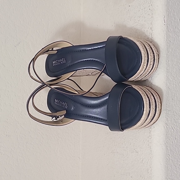 Michael Kors Navy Wedges - Picture 1 of 6